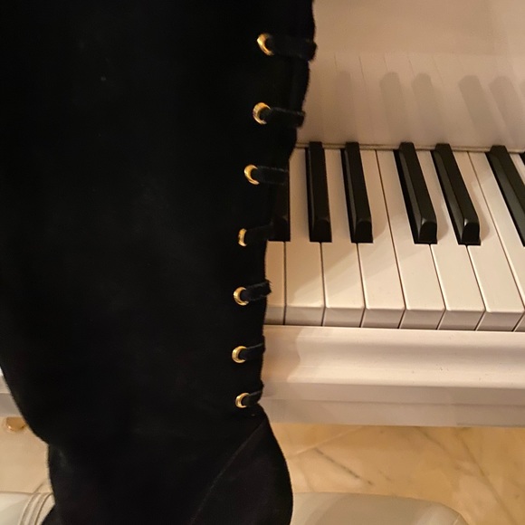 Suede thigh high boots size 11 - Picture 2 of 8